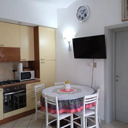 Intero Con Cucina E Bagno Privato Apartmán